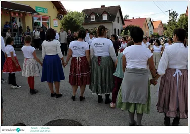 Szüreti Felvonulás és Bál